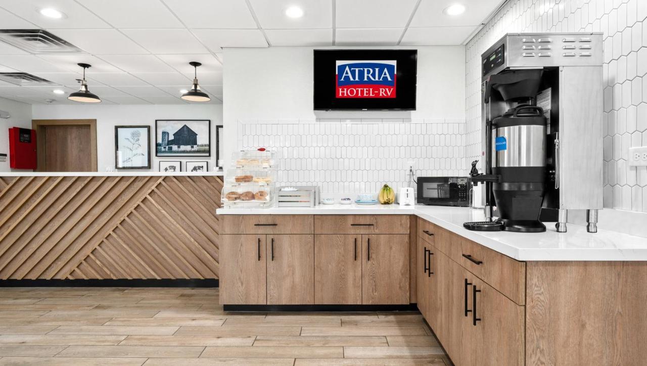 Atria Hotel And Rv Mcgregor Exterior photo