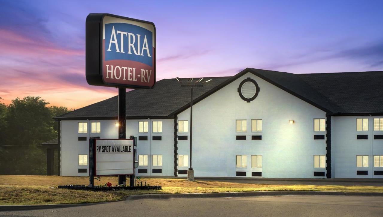 Atria Hotel And Rv Mcgregor Exterior photo