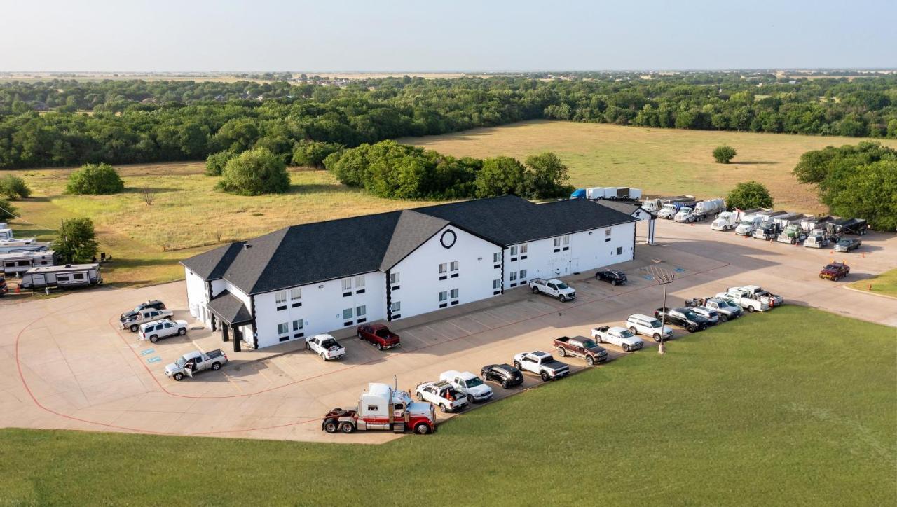 Atria Hotel And Rv Mcgregor Exterior photo